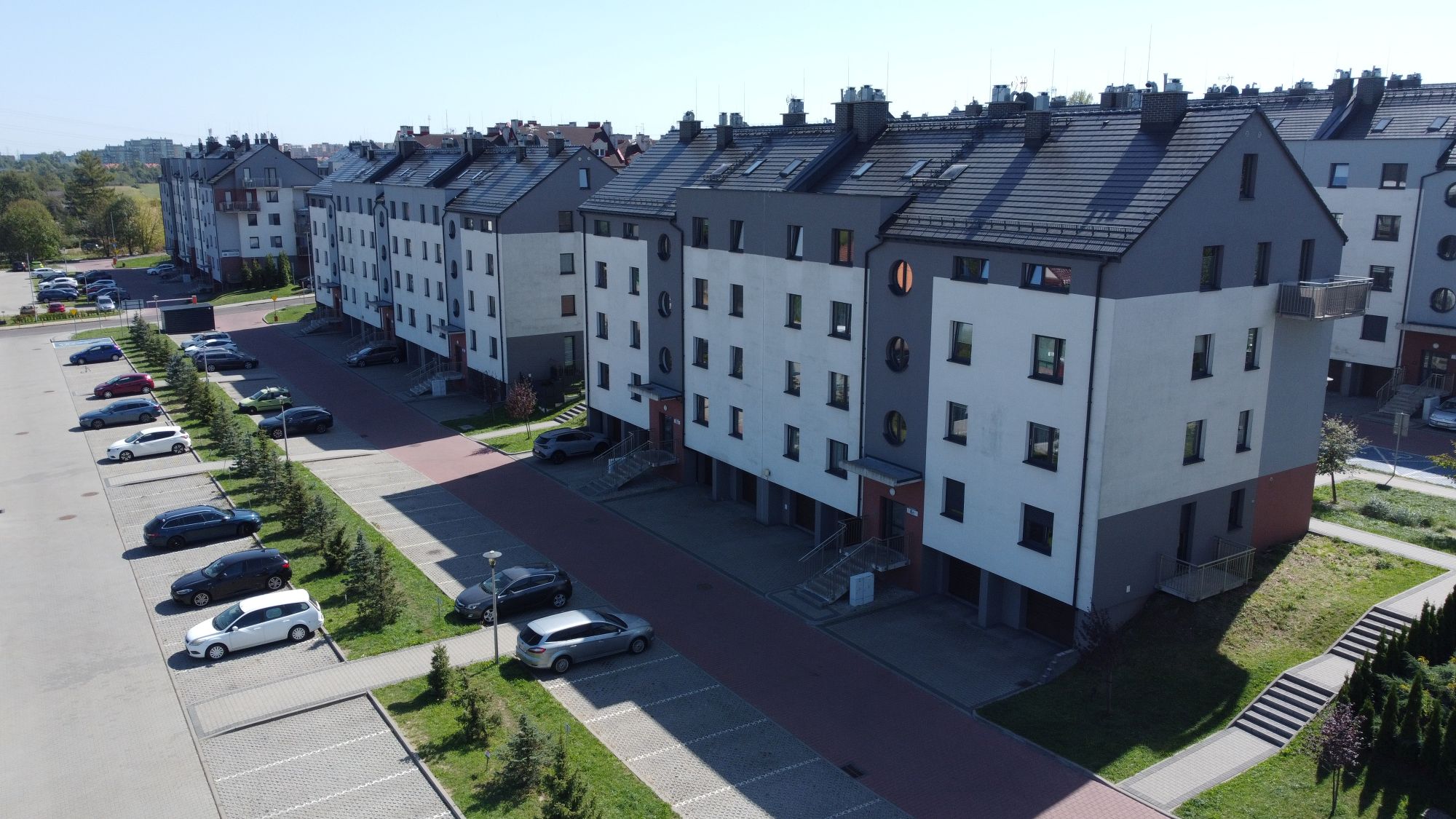 mniejsze